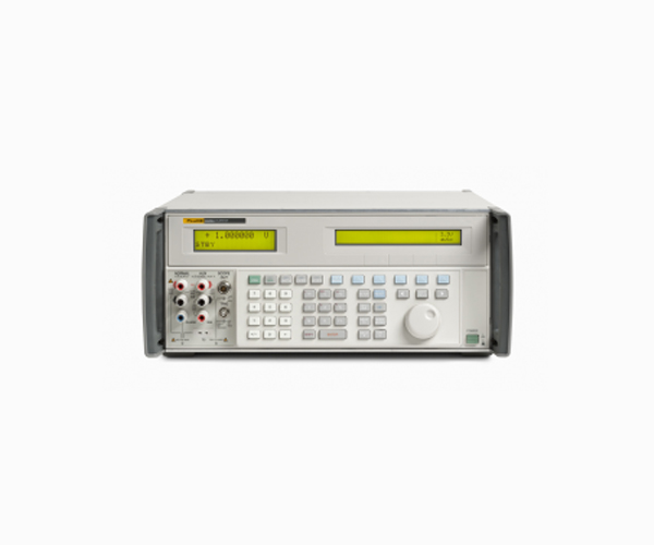 5522A Multi-Product Calibrator.jpg